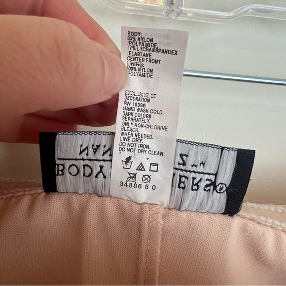 Strapless Shapewear Size 36c - Picture 5 of 5